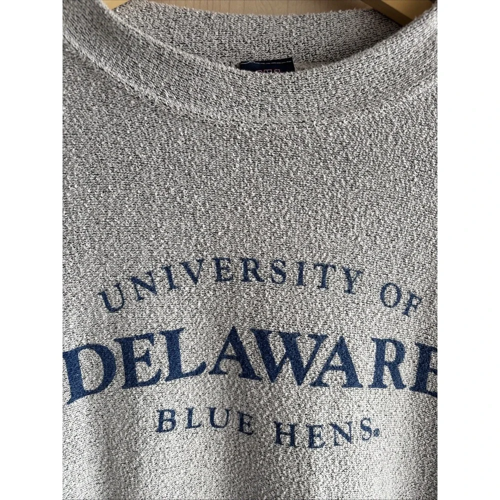 VTG University Of Delaware Blue Hens MV Sport Terry Cloth Sweatshirt‎ Mens Large